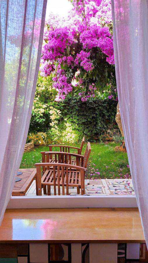 Holiday Home Zora - Family Vacation House Near Protected Area Of The Nature Park Kamenjak, With Green Yard, Wifi, Air-Con Premantura Ngoại thất bức ảnh